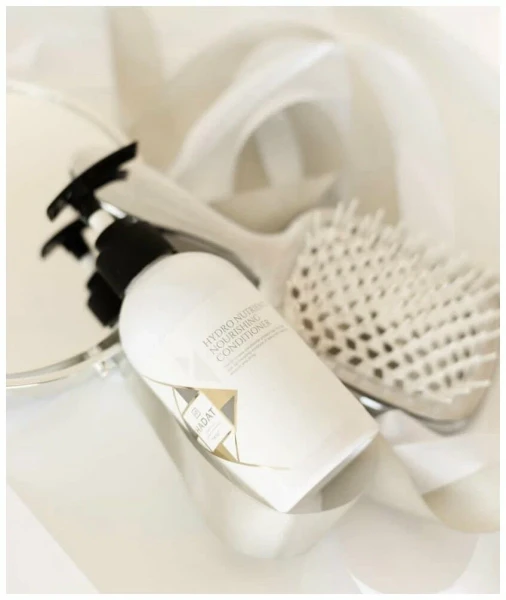 HYDRO NUTRIENT NOURISHING CONDITIONER Увлажняющий кондиционер, 250 мл
